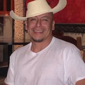 Meet your Posher, Marcos